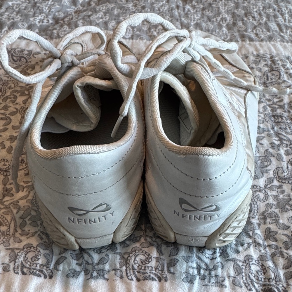 Nfinity Cheer Shoes - Picture 3 of 4